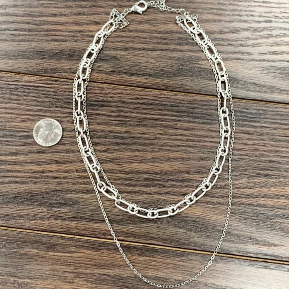 Triple Layer Chain Necklace Silver - Picture 3 of 3